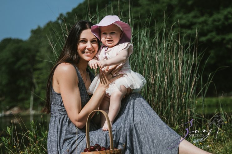 Veyear: Our Baby Girl First Birthday Photoshoot in Poconos | Zorz Studios