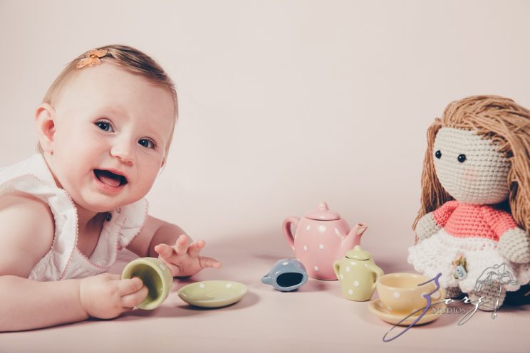 Veyear: Our Baby Girl First Birthday Photoshoot in Poconos | Zorz Studios