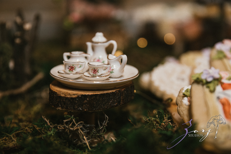 Aslewwish: Modern Viking Wedding in Ohio by Zorz Studios (28)