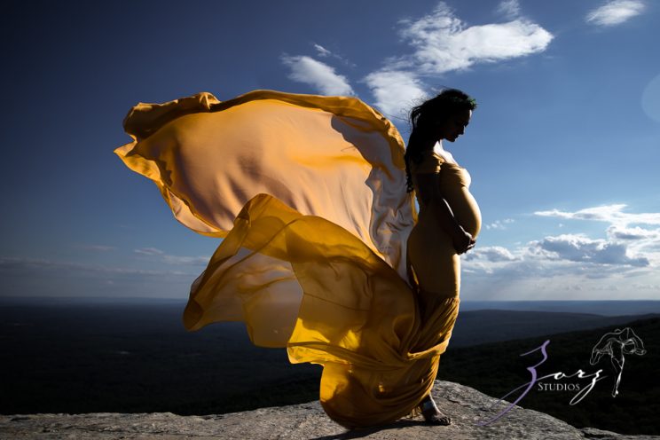 Aakash: Minnewaska State Park Maternity Session | Zorz Studios