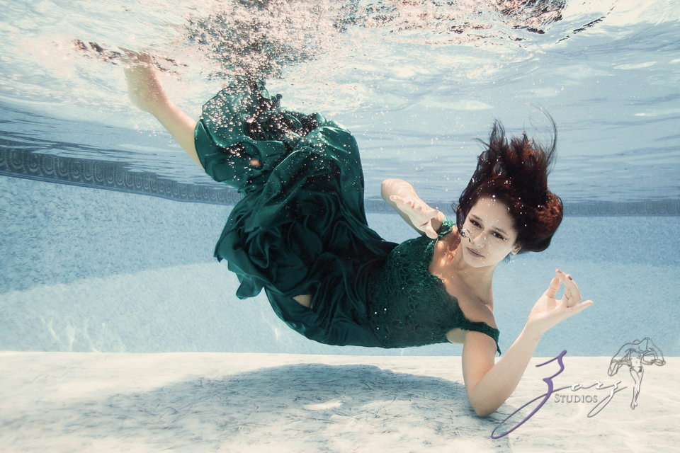 Eveswim: 18 Year Old Birthday Gift of Underwater Photography by Zorz Studios Eveswim: 18 Year Old Birthday Gift of Underwater Photography by Zorz Studios