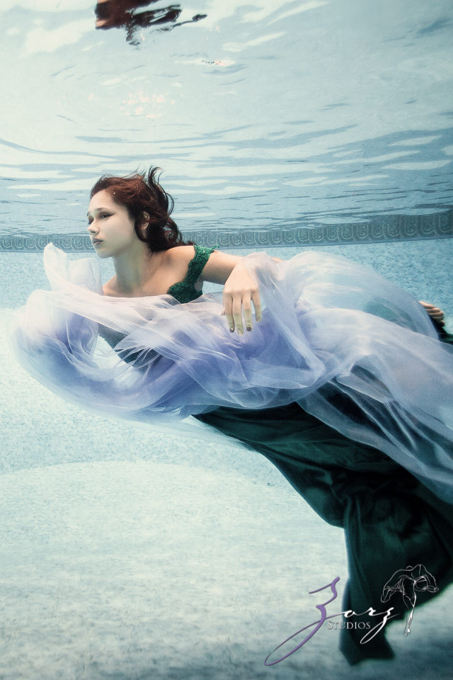 Eveswim: 18 Year Old Birthday Gift of Underwater Photography by Zorz Studios Eveswim: 18 Year Old Birthday Gift of Underwater Photography by Zorz Studios