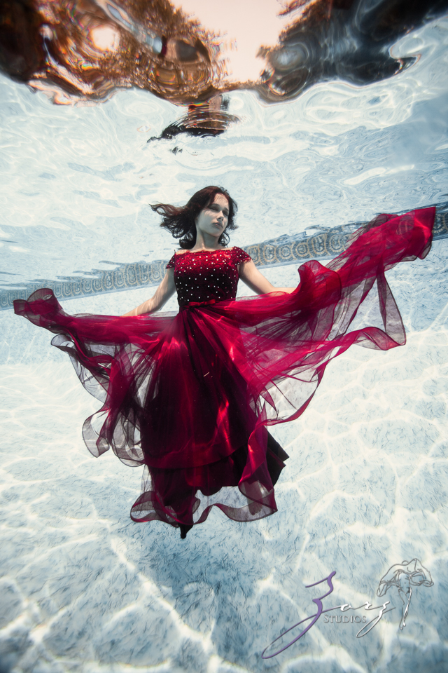 Eveswim: 18 Year Old Birthday Gift of Underwater Photography by Zorz Studios Eveswim: 18 Year Old Birthday Gift of Underwater Photography by Zorz Studios