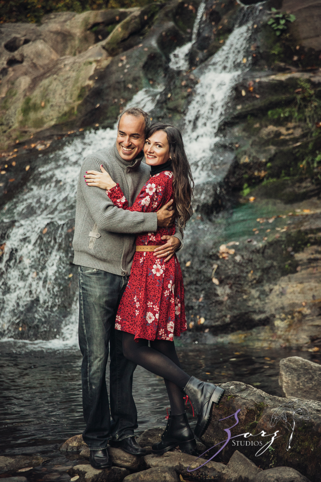 MZ Squared: Fall Foliage Family Photos | Zorz Studios