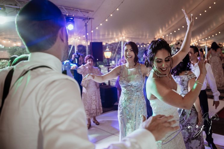 Paradisus: Mansion at Glen Cove Wedding During COVID | Zorz Studios