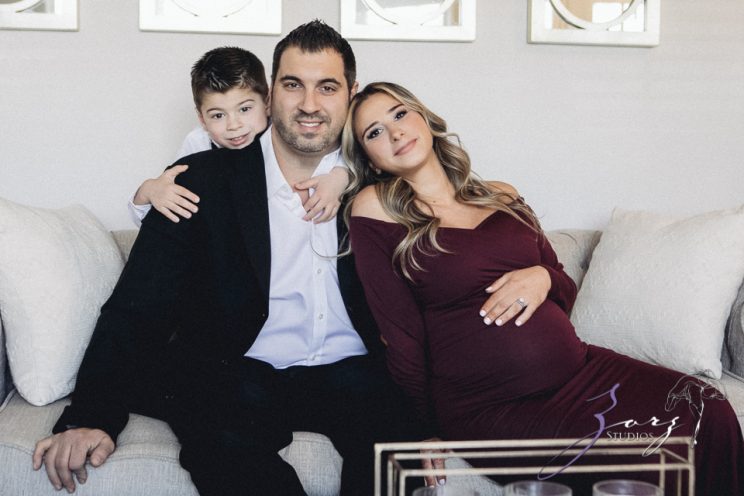 Rosmary: Maternity Photos With Family | Zorz Studios