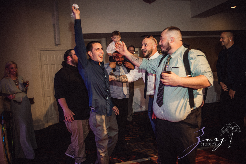 Bewooded 2: Poconos Wedding at Silver Birches, Lake Wallenpaupack | Zorz Studios