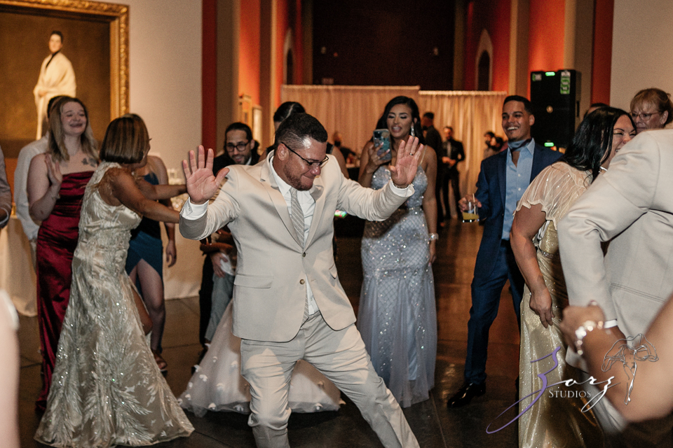 Wedart: PAFA Wedding - Pennsylvania Academy of the Fine Arts | Zorz Studios