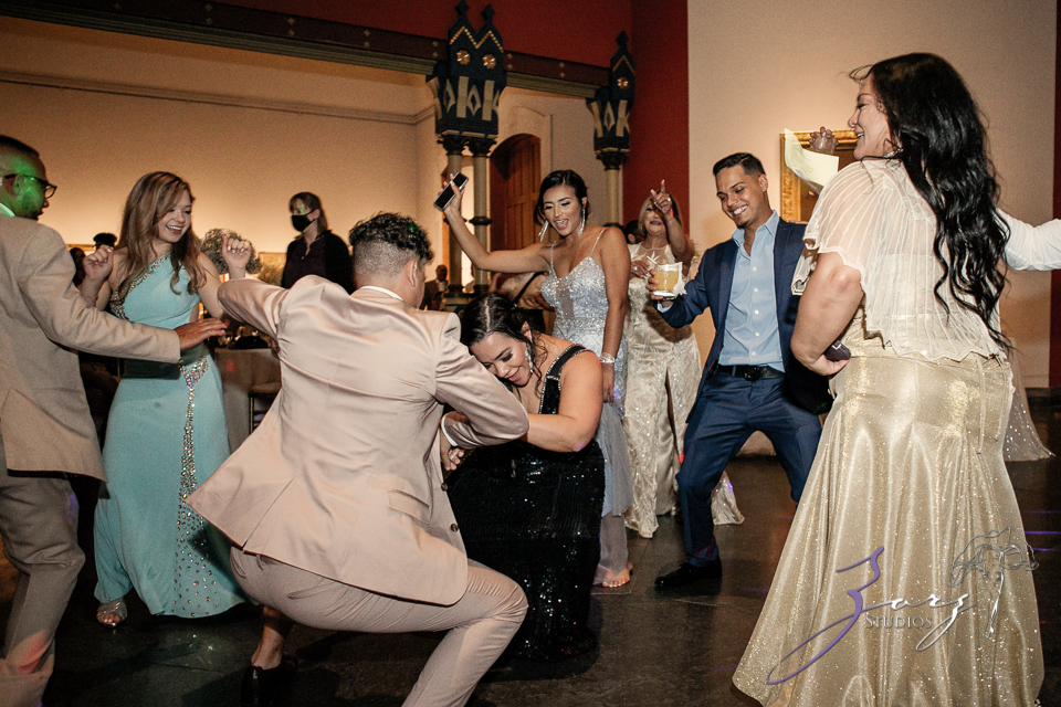 Wedart: PAFA Wedding - Pennsylvania Academy of the Fine Arts | Zorz Studios