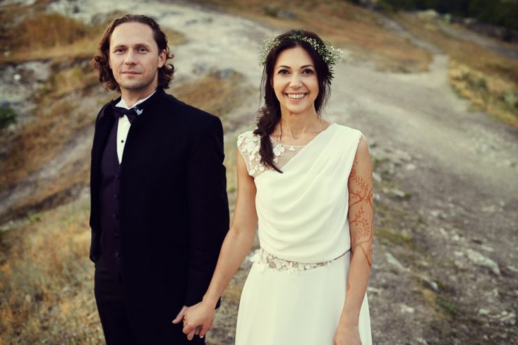 Ice and Fire: Catskills Elopement Wedding on Frozen Lake | Zorz Studios