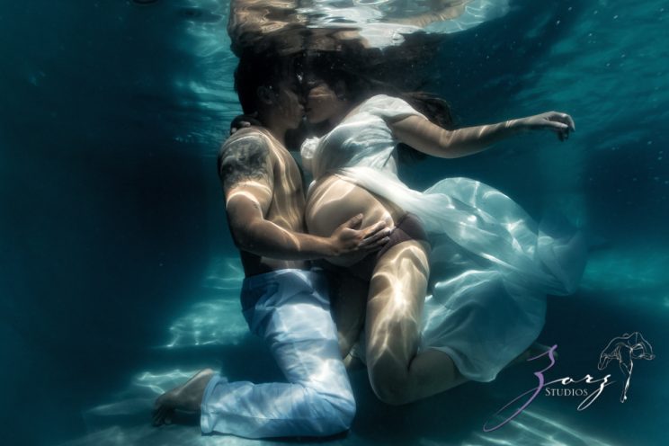 Icebreaker: NYC Underwater Photography Year Round | Zorz Studios