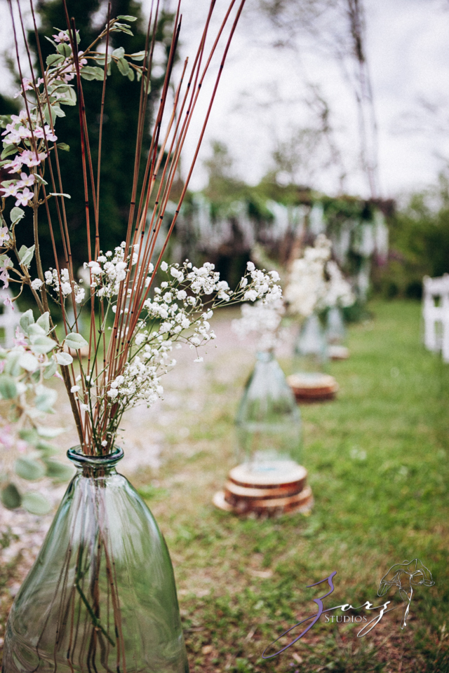 Barn & Nobles: Barn Wedding at the Mount Gulian Historic Site | Zorz Studios
