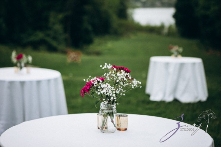 Barn & Nobles: Barn Wedding at the Mount Gulian Historic Site | Zorz Studios