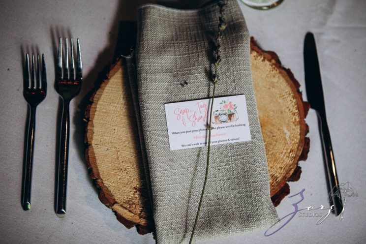 Barn & Nobles: Barn Wedding at the Mount Gulian Historic Site | Zorz Studios