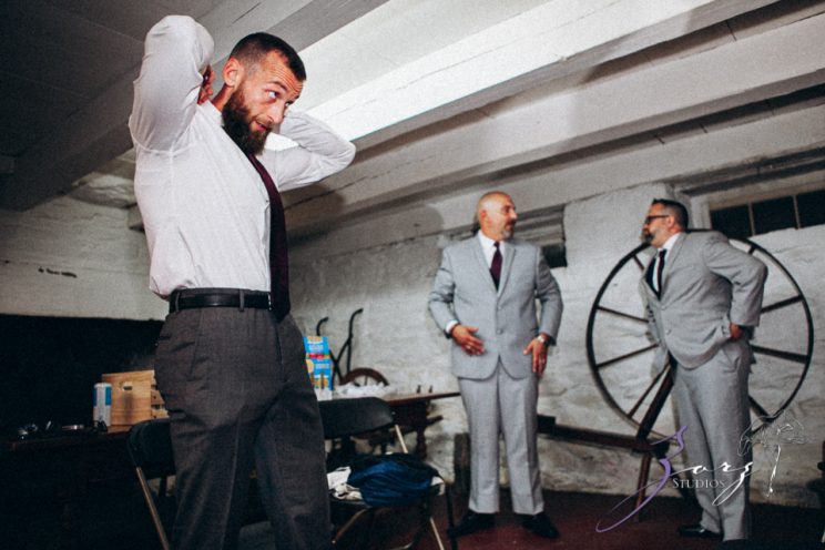 Barn & Nobles: Barn Wedding at the Mount Gulian Historic Site | Zorz Studios