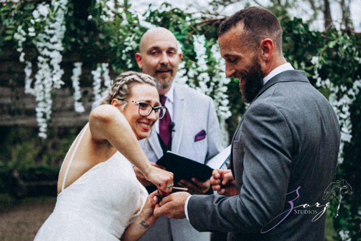Barn & Nobles: Barn Wedding at the Mount Gulian Historic Site | Zorz Studios