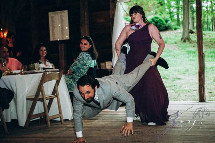 Barn & Nobles: Barn Wedding at the Mount Gulian Historic Site | Zorz Studios