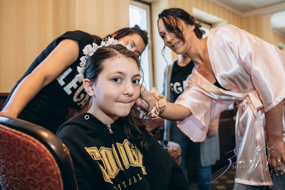Love in the Sky: Pocono Wedding at the Skytop Lodge | Zorz Studios