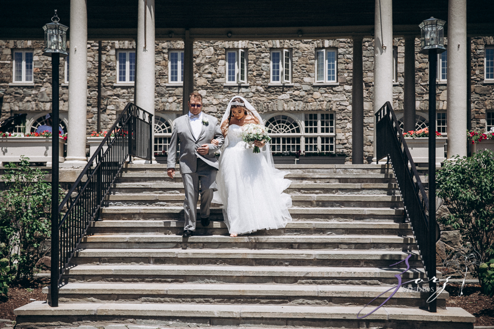 Love in the Sky: Pocono Wedding at the Skytop Lodge | Zorz Studios