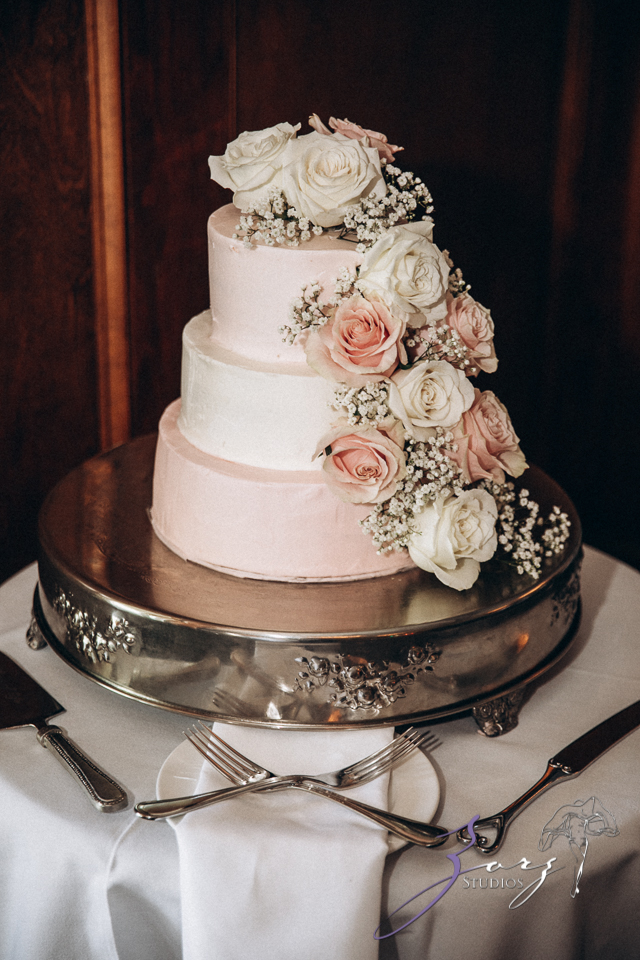 Love in the Sky: Pocono Wedding at the Skytop Lodge | Zorz Studios