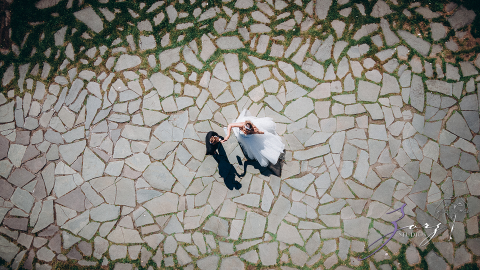 Love in the Sky: Pocono Wedding at the Skytop Lodge | Zorz Studios