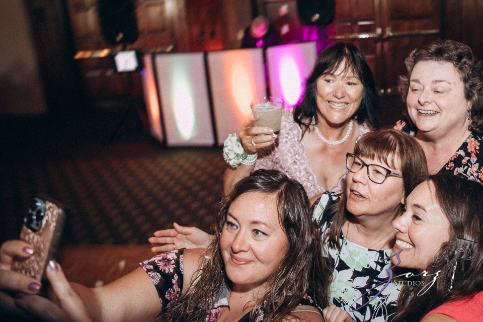 Love in the Sky: Pocono Wedding at the Skytop Lodge | Zorz Studios
