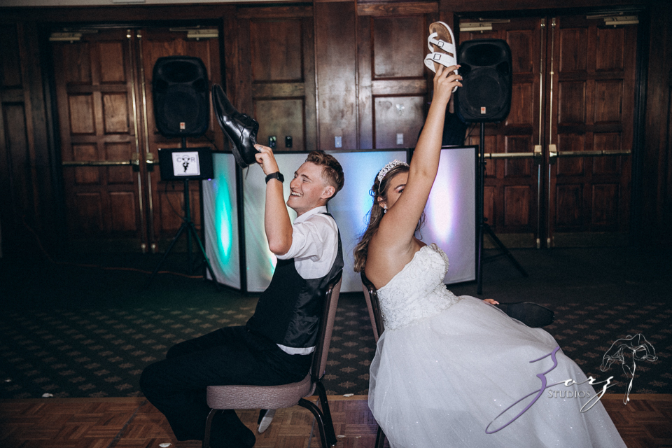 Love in the Sky: Pocono Wedding at the Skytop Lodge | Zorz Studios