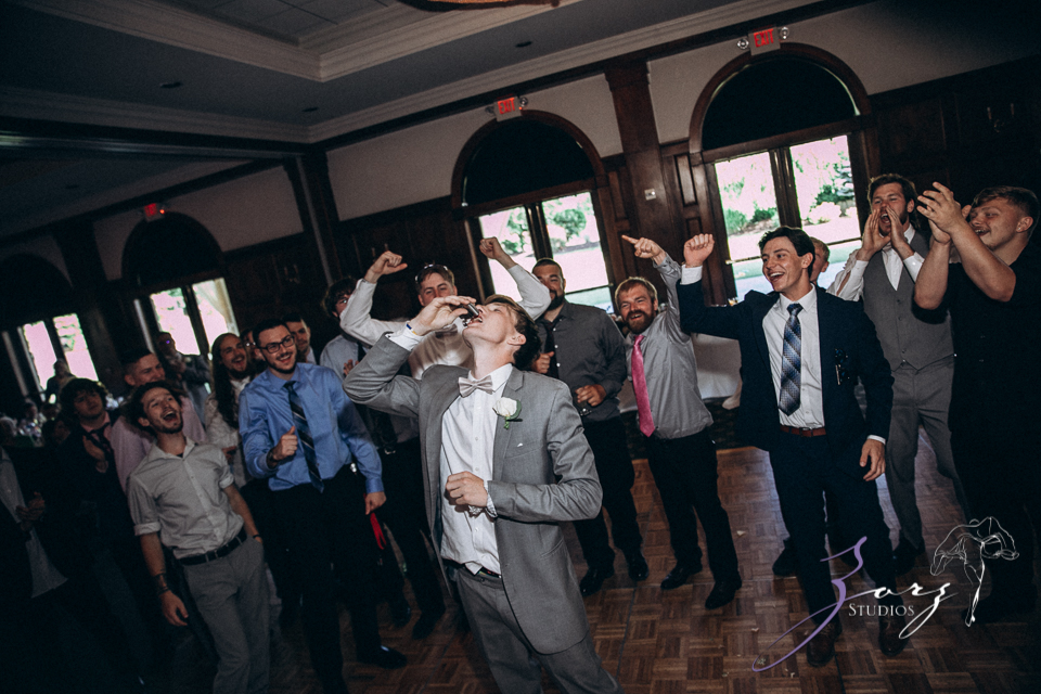 Love in the Sky: Pocono Wedding at the Skytop Lodge | Zorz Studios