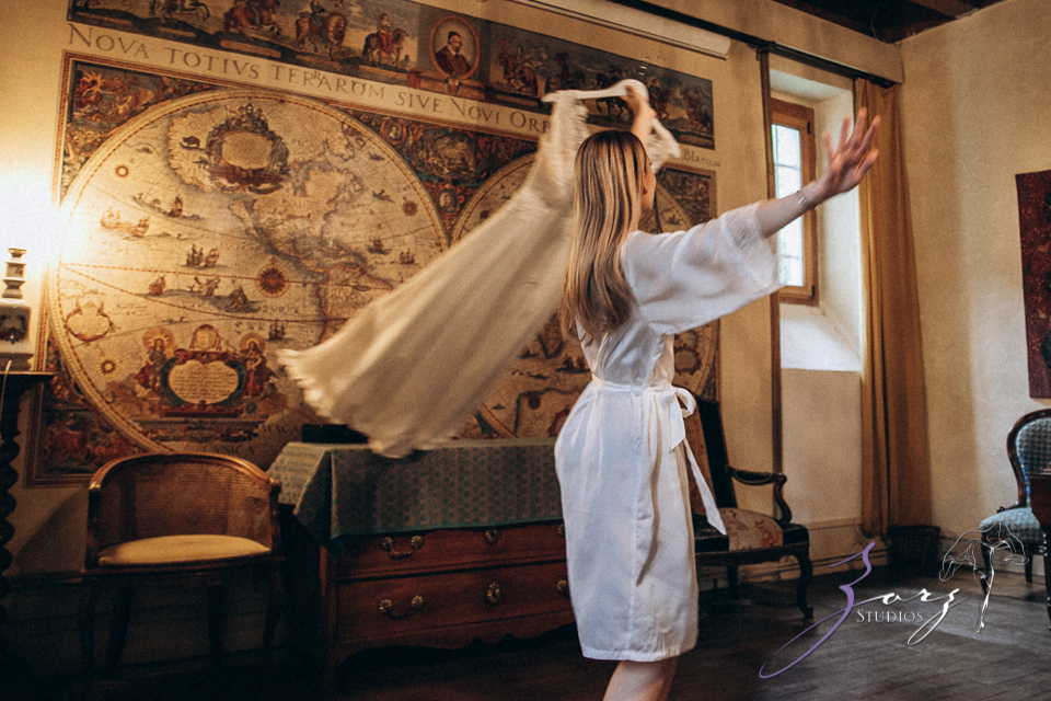 Countryside Chateau Wedding in France: Mon Bonheur | Zorz Studios