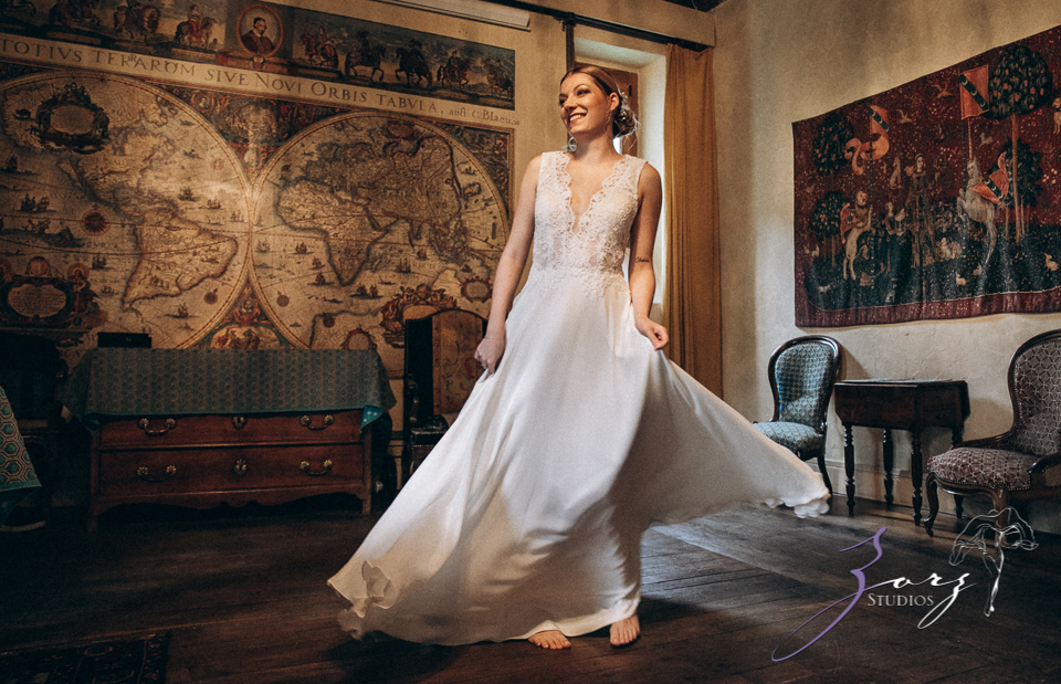Countryside Chateau Wedding in France: Mon Bonheur | Zorz Studios