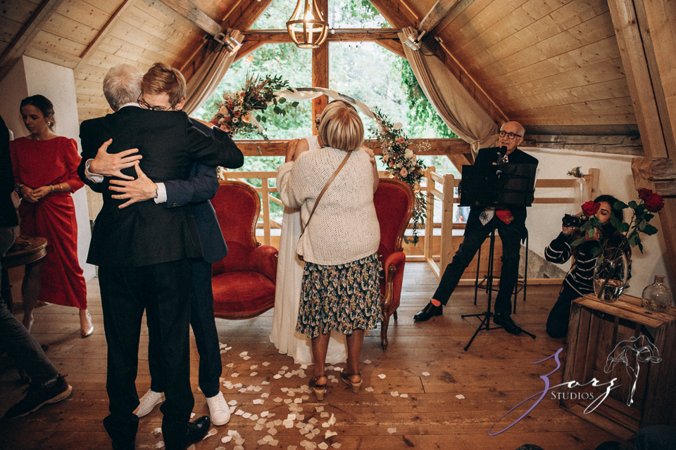 Countryside Chateau Wedding in France: Mon Bonheur | Zorz Studios
