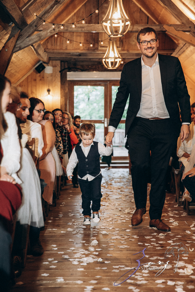 Countryside Chateau Wedding in France: Mon Bonheur | Zorz Studios