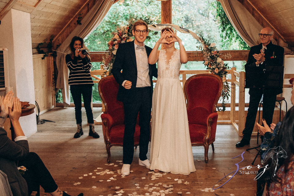 Countryside Chateau Wedding in France: Mon Bonheur | Zorz Studios