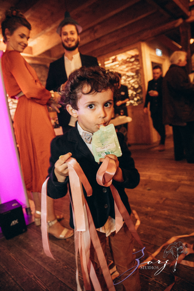 Countryside Chateau Wedding in France: Mon Bonheur | Zorz Studios