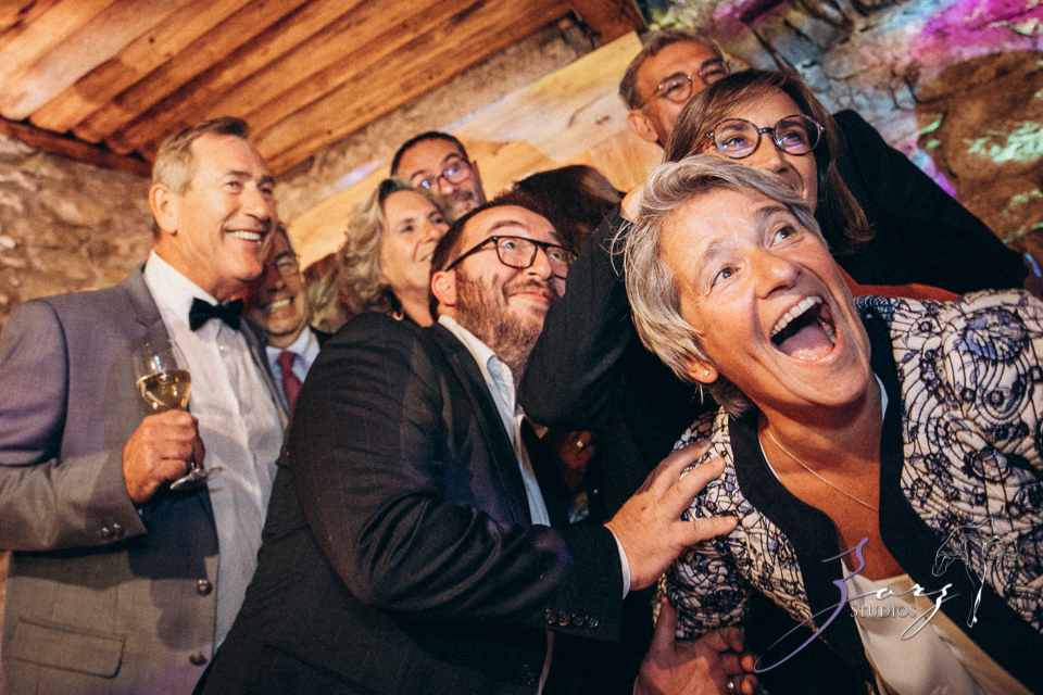 Countryside Chateau Wedding in France: Mon Bonheur | Zorz Studios