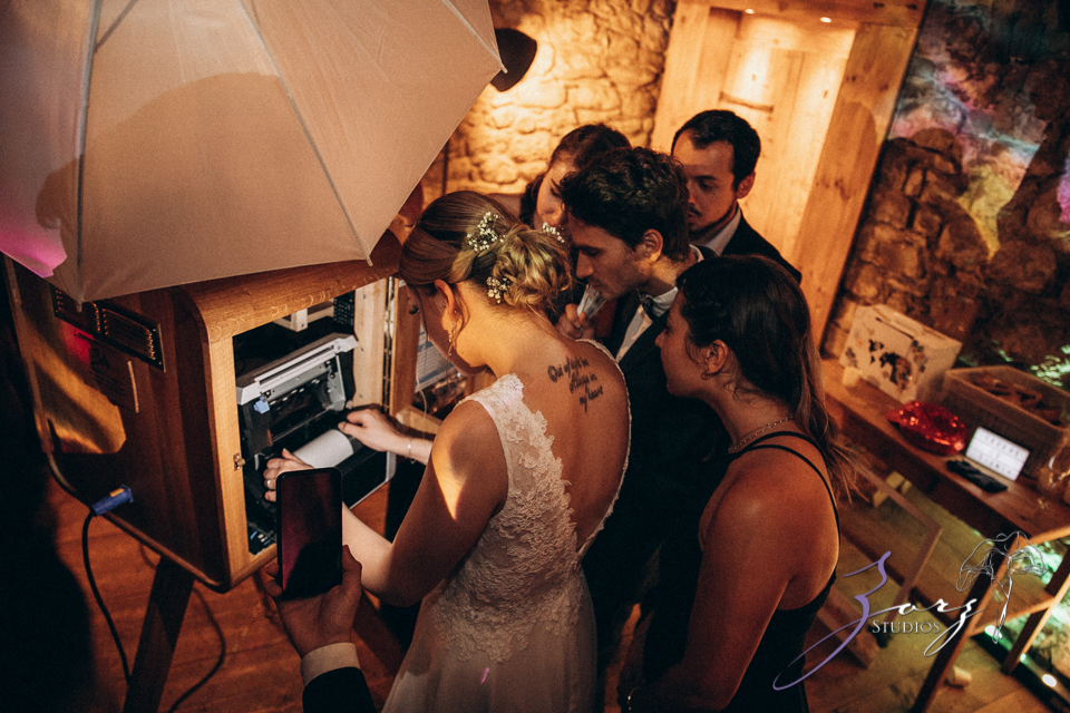 Countryside Chateau Wedding in France: Mon Bonheur | Zorz Studios