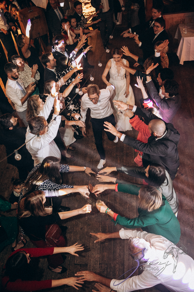 Countryside Chateau Wedding in France: Mon Bonheur | Zorz Studios