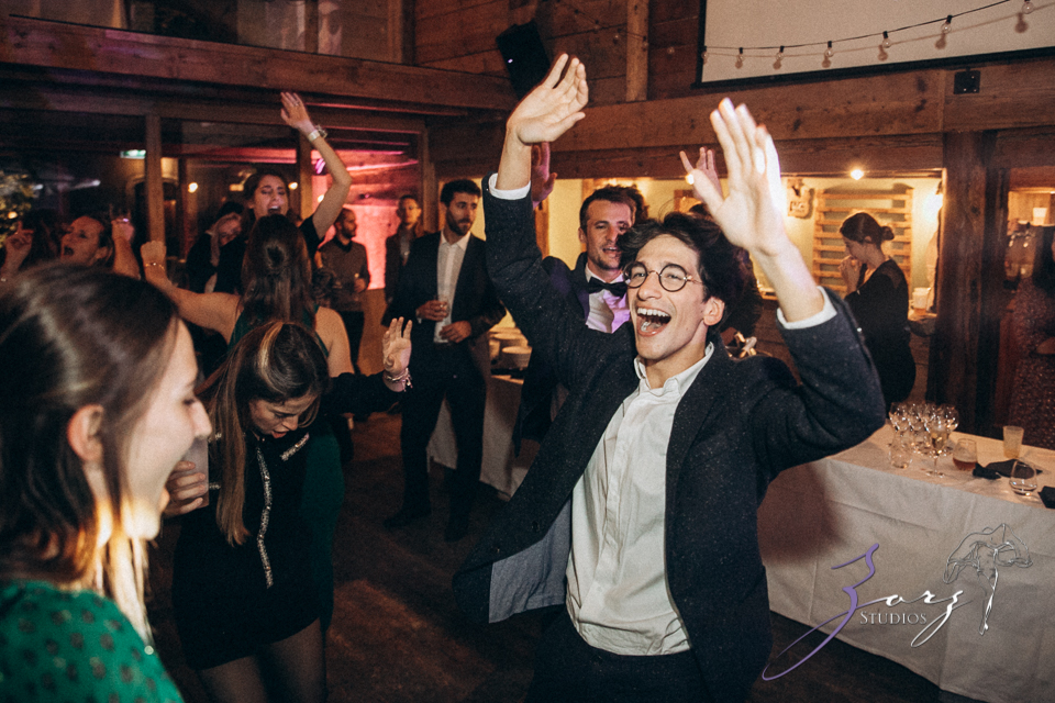 Countryside Chateau Wedding in France: Mon Bonheur | Zorz Studios