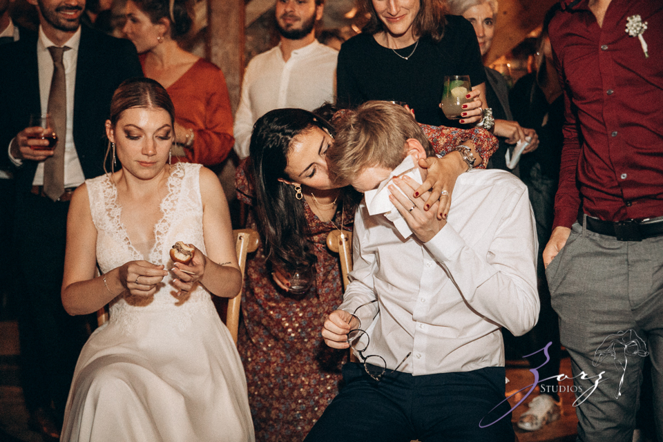 Countryside Chateau Wedding in France: Mon Bonheur | Zorz Studios