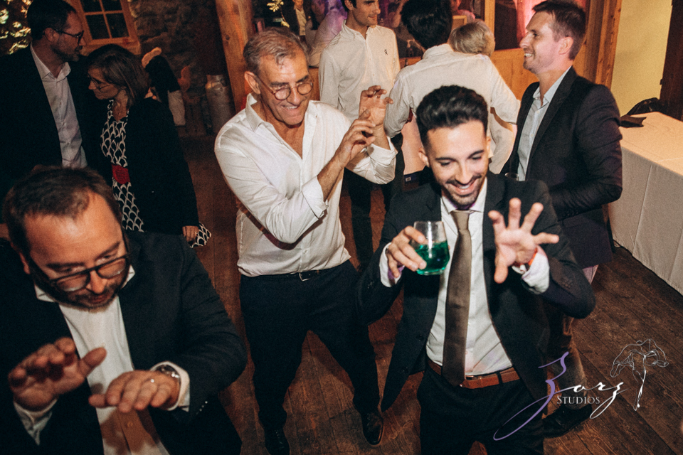 Countryside Chateau Wedding in France: Mon Bonheur | Zorz Studios