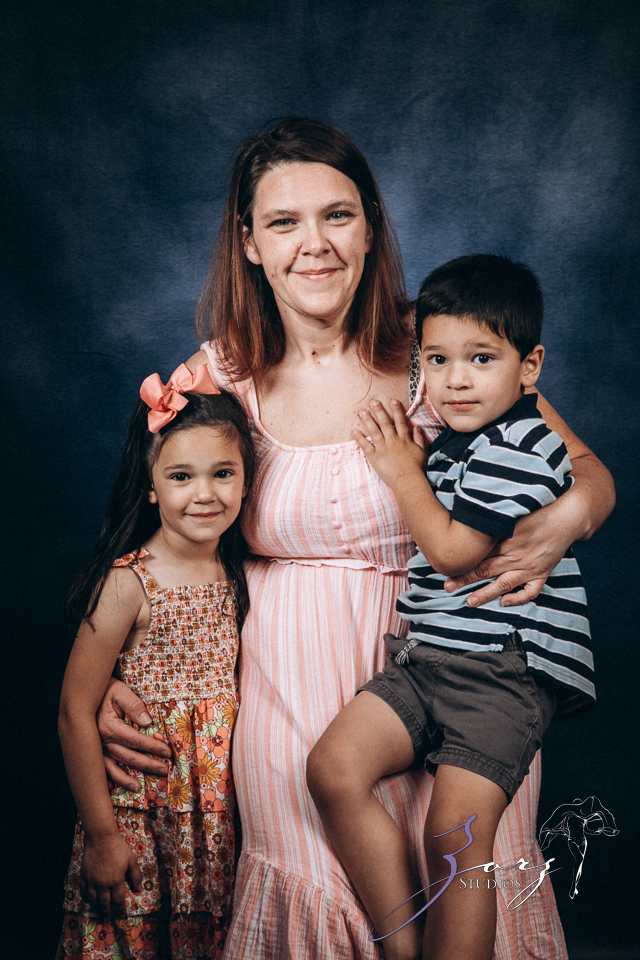 Mama’s Love Free Portraits 2023 | Zorz Studios