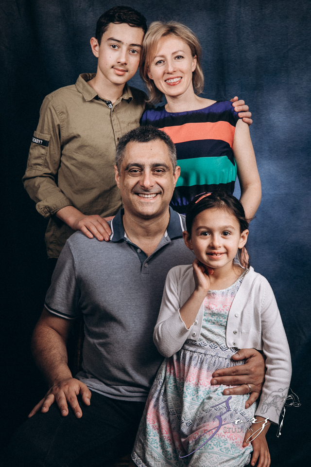 Mama’s Love Free Portraits 2023 | Zorz Studios