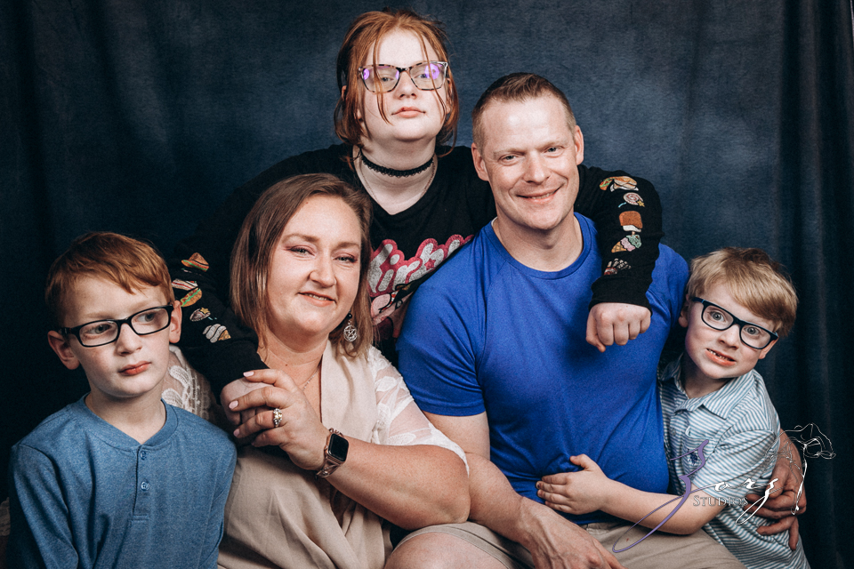 Mama’s Love Free Portraits 2023 | Zorz Studios