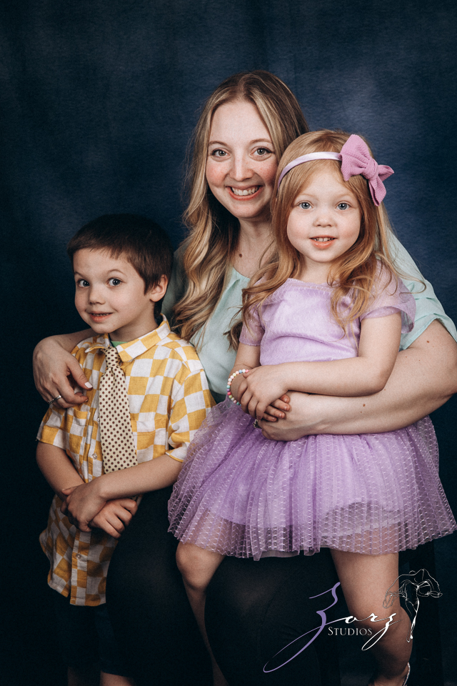 Mama’s Love Free Portraits 2023 | Zorz Studios