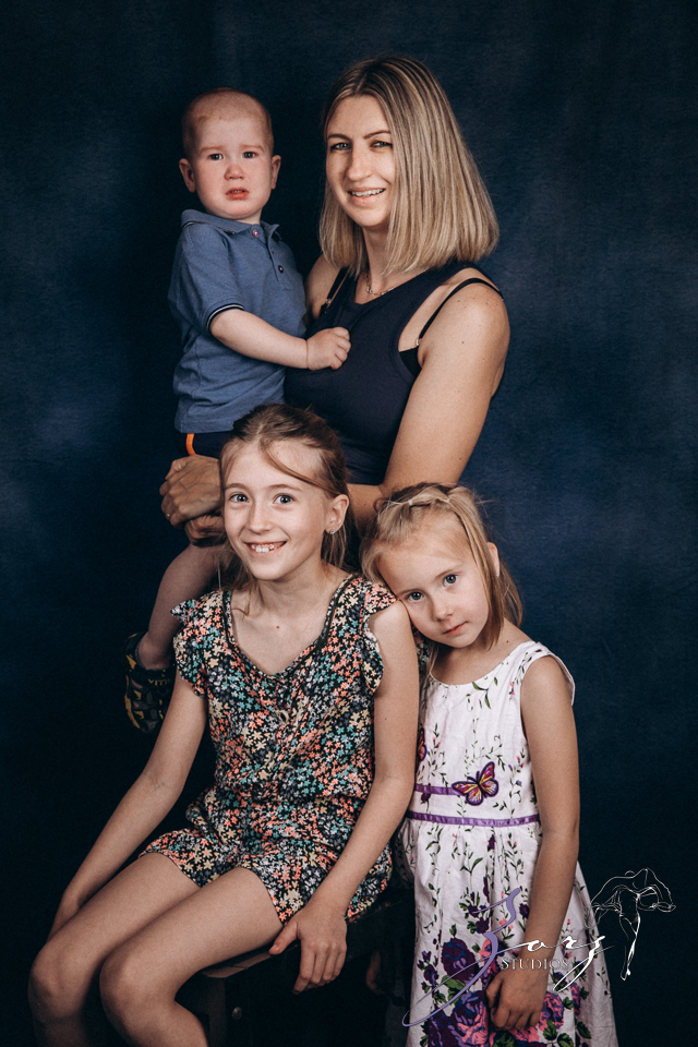 Mama’s Love Free Portraits 2023 | Zorz Studios