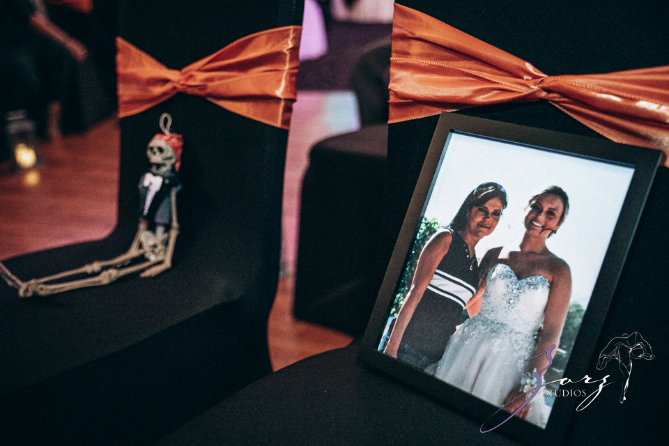 How to Create a Memorable Halloween Wedding: Spooky, Stylish, and Stirring | Zorz Studios
