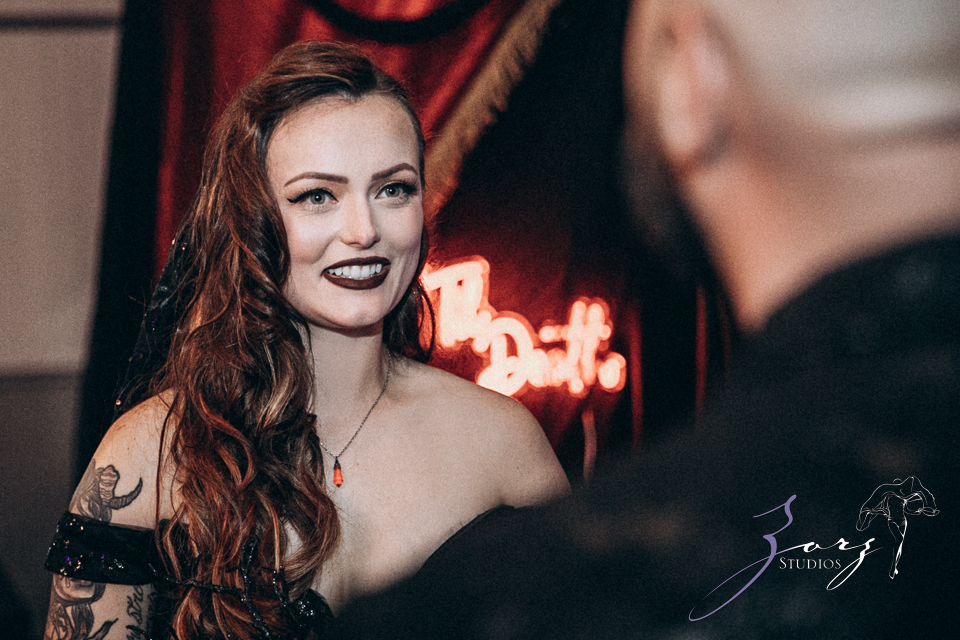 How to Create a Memorable Halloween Wedding: Spooky, Stylish, and Stirring | Zorz Studios