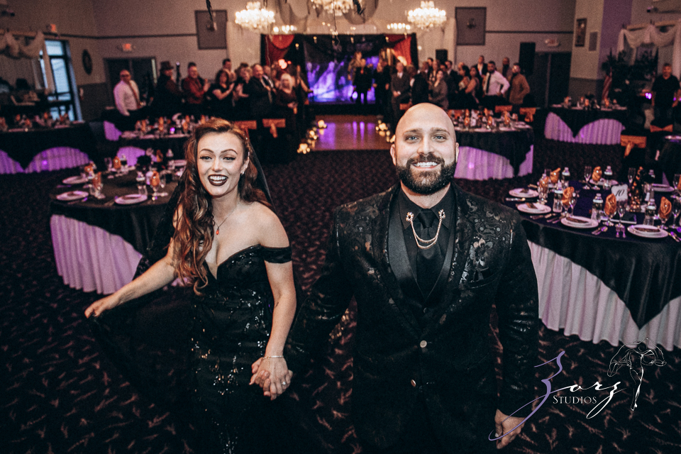How to Create a Memorable Halloween Wedding: Spooky, Stylish, and Stirring | Zorz Studios