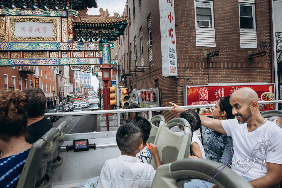 Philybuser: Fun Family Shoot Idea in Philadelphia by Zorz Studios Philybuser: Fun Family Shoot Idea in Philadelphia | Zorz Studios