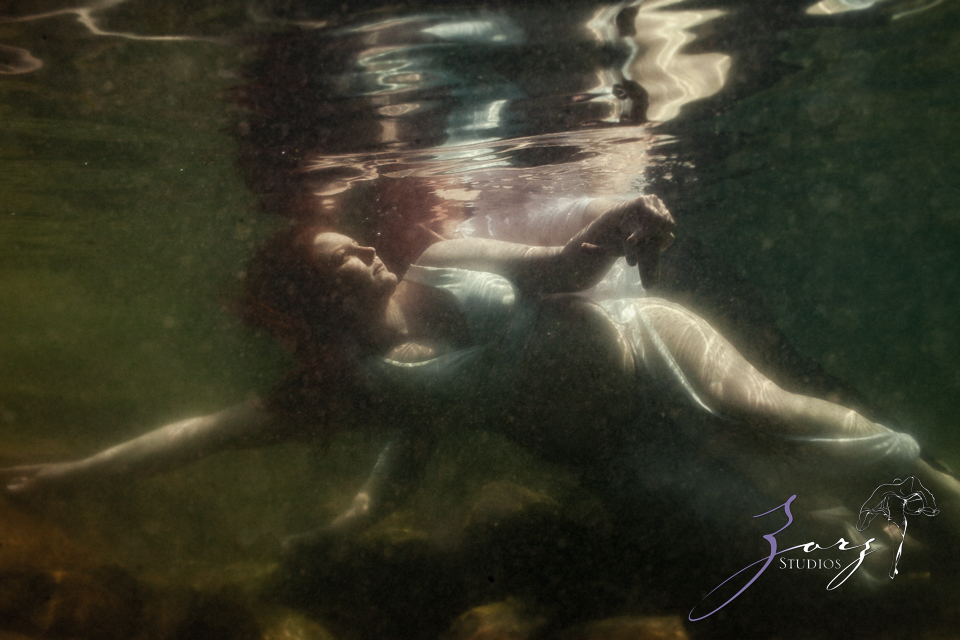 Mommaid: Magic of Underwater Mermaid Maternity Shoot in Lake George by Zorz Studios Mommaid: Magic of Underwater Mermaid Maternity Shoot in Lake George | Zorz Studios